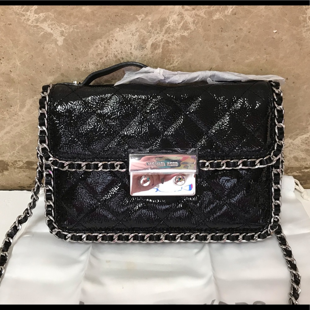 BNWT! Michael Kors Carine Messenger Bag